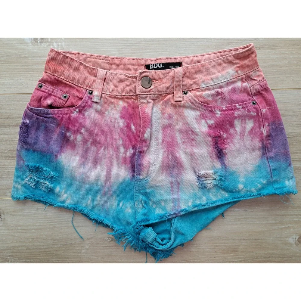 BDG‎ Boho High Rise Cheeky Tie Dye Distressed Denim Shorts 29 (Measures 27